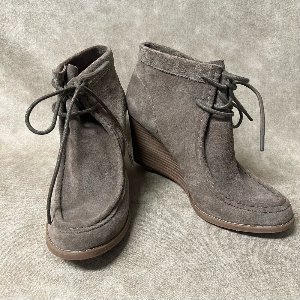 Lucky Brand Ysabel Suede Chukka Wedge Bootie |Tan Size 9